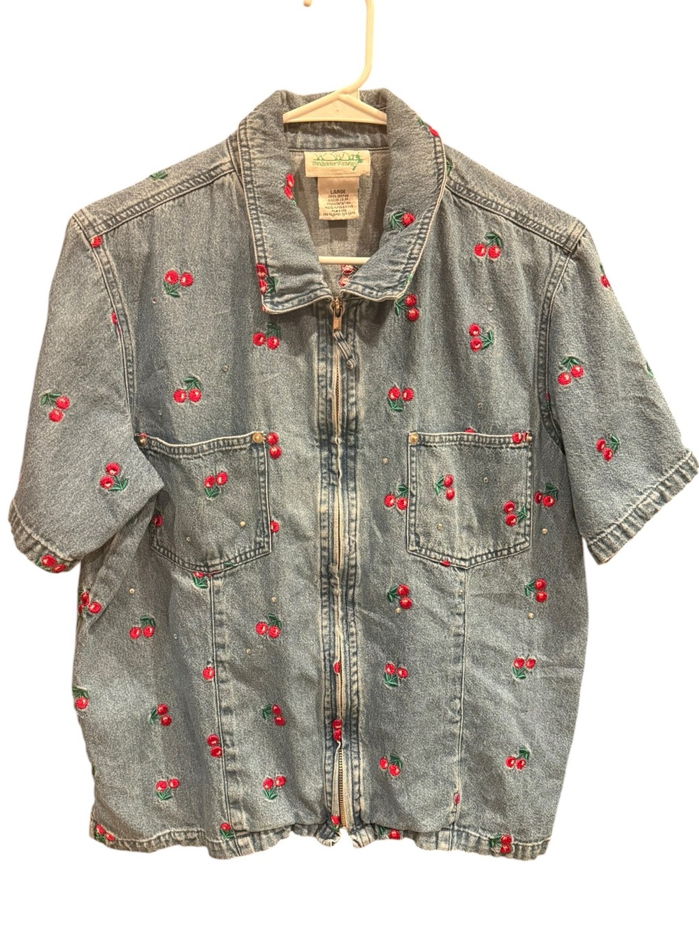 The Quacker Factory VTG Cherry Embroidered Light Blue Short Sleeve Denim Jacket